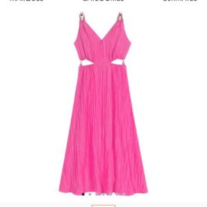 Robe midi ajourée - recommended by Lilylovesfashion 