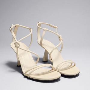 product - recommended by Erna Leon (Mercer7)