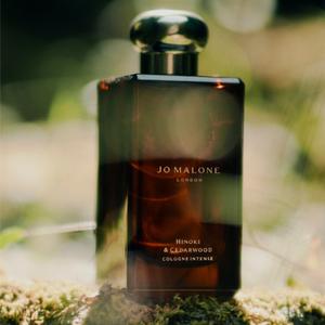 JO MALONE Hinonki & Cedarwood - recommended by Mathilda Holker