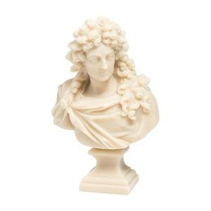 wax bust Louis XIV-stone - recommended by Hannah Teitink