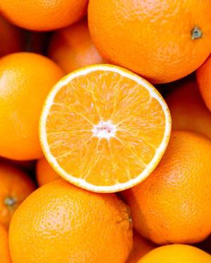 VITAMINE C SERUM - by Mariela Nova