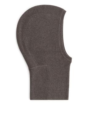 Fitted Cashmere Hood - Beige - recommended by Marie Jedig