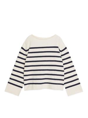 Bouclé Sweatshirt - Beige - recommended by Melania Migliozzi