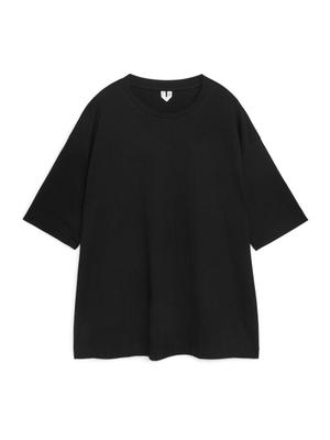 Oversized T-Shirt - Black - recommended by Alva Sperle