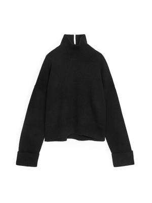 High-Neck Wool Jumper - Black - recommended by Naja Sierra