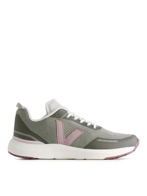 Veja Impala Trainers - Green - recommended by Lou Archell