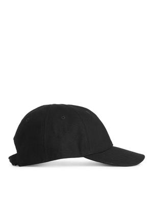 Cotton Canvas Cap - Black - recommended by Alva Sperle