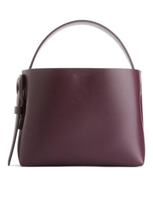 Rigid Leather Crossbody Bag - Red - recommended by Frida Kummerfeldt