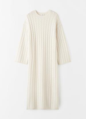 Pre fall 24 - by Adelina Gashi
