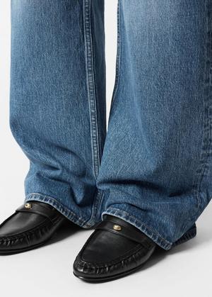 Black classic loafers - recommended by Caroline Blomst