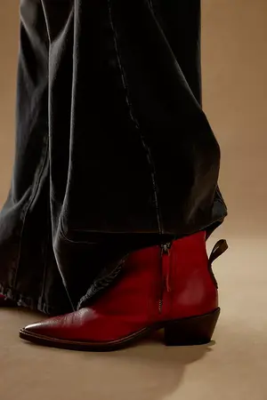 We The Free Atwater Pointed Boots - recommended by The Flâneuse