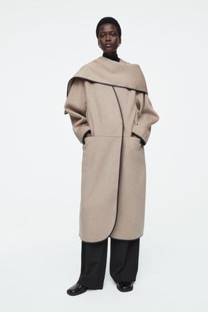 coat wishlist  - by Lison Sebellin