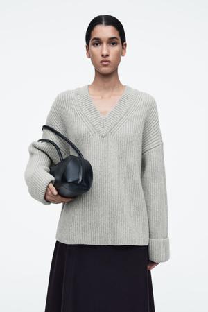 Knitwear - by Sofie Kruse