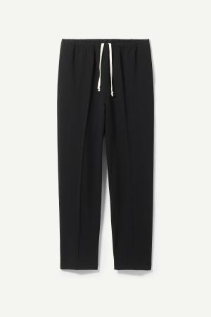 Seth Suit Joggers - Black - recommended by Fredrik Risvik