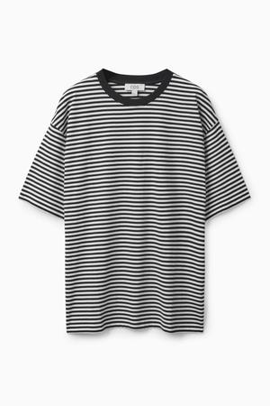 OVERSIZED T-SHIRT - recommended by Kelly Harrington