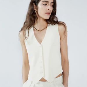 product - recommended by Ellie May (Petite Elliee)