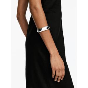 SILVER BANGLE - recommended by Alexandra Petersson (withalexstyle)