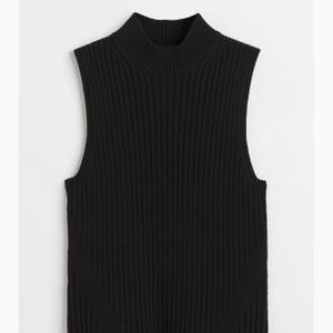 Rib knit turtleneck top - recommended by Laine’s Reviews
