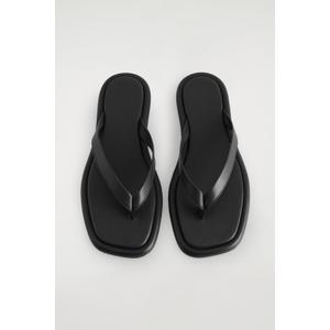 product - recommended by Alexandra Petersson (withalexstyle)