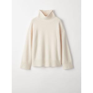 Soft Goat Cashmere sweater - recommended by Ida Kojo