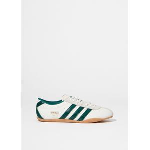 Sneakers - recommended by Alexandra Petersson (withalexstyle)