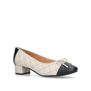 Carvela Comfort Alyssa - Nude Low Heel Court Shoes - recommended by Sofia Andersin